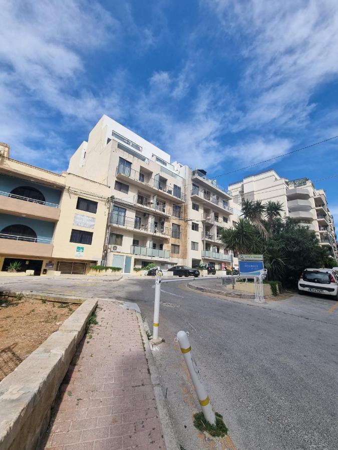 Korzo Suites Paceville Saint Julian's Exterior photo